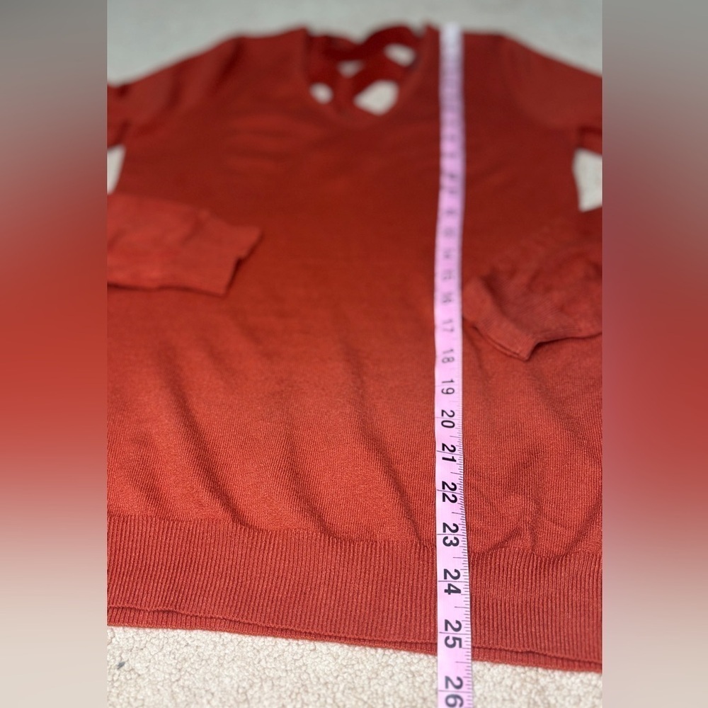 Love Ellie Mia Criss Cross back | Rust | V-Neck Knit Sweater | Size XS | New - Picture 7 of 10